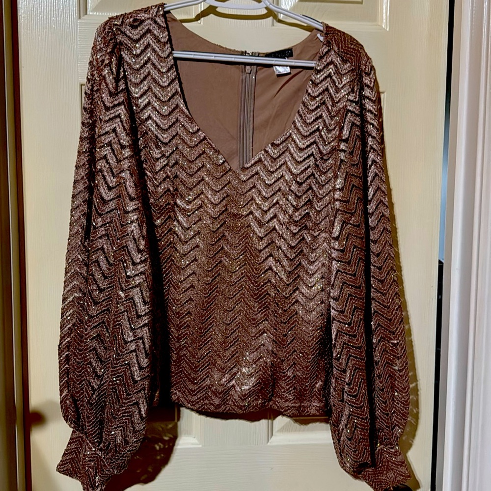 New never worn did not have a tag when purchased